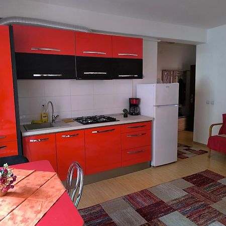 Apartament Maria Флорешты Экстерьер фото