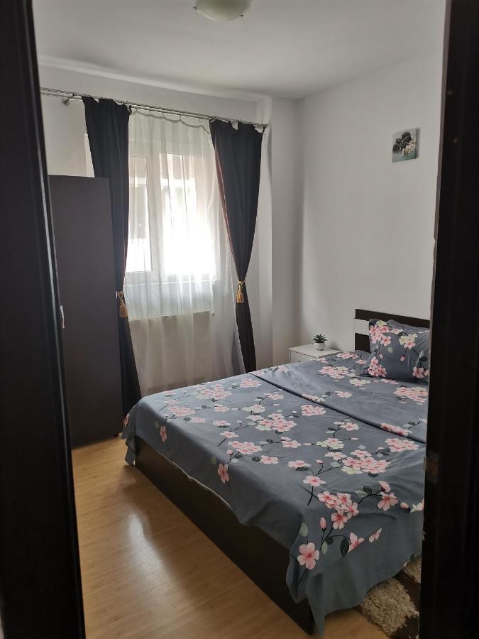 Apartament Maria Флорешты Экстерьер фото