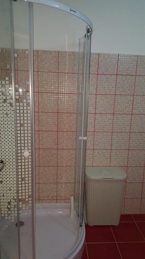 Apartament Maria Флорешты Экстерьер фото